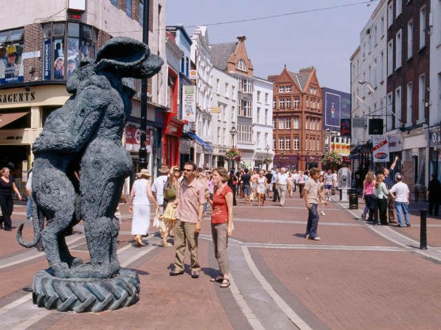 Grafton Street shopping, Dublin | family tour of Ireland